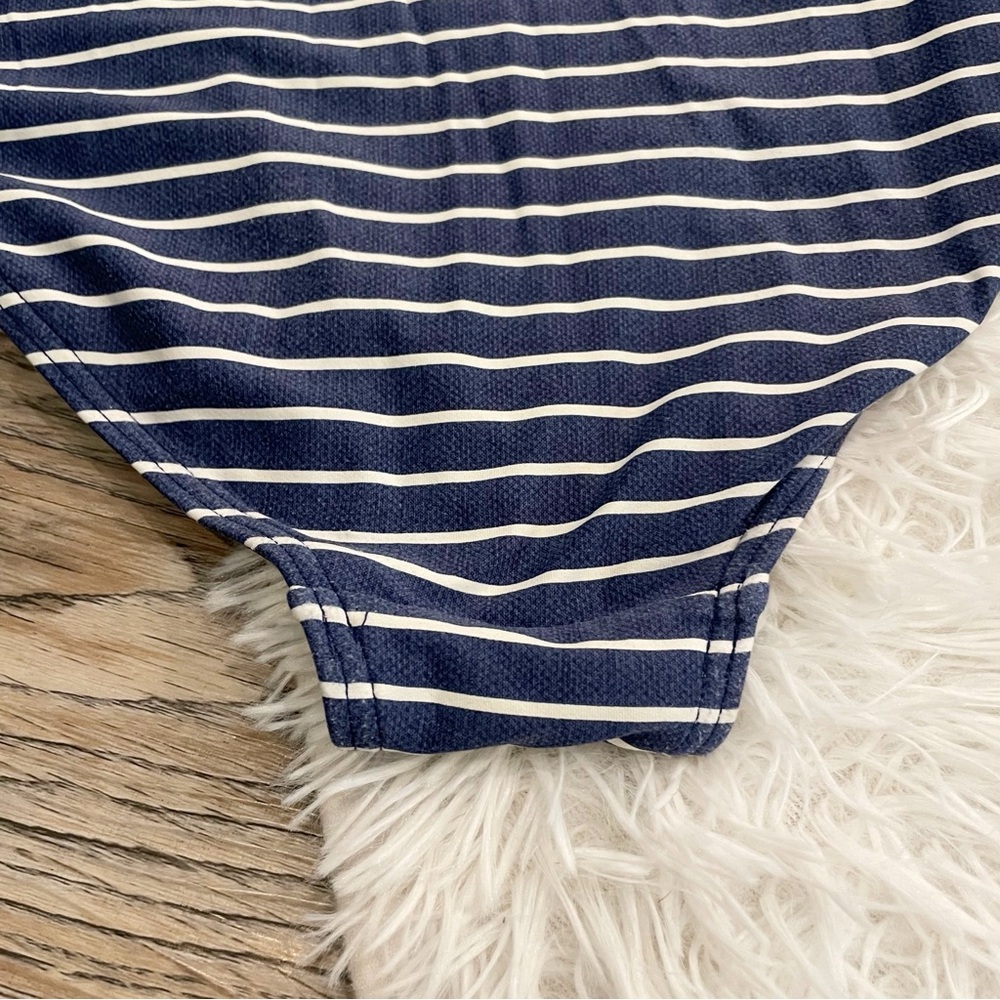 NIPTUCK Swimsuit Navy Stripe 6 Slimming Ruched Small Nautical Coastal - Picture 9 of 12